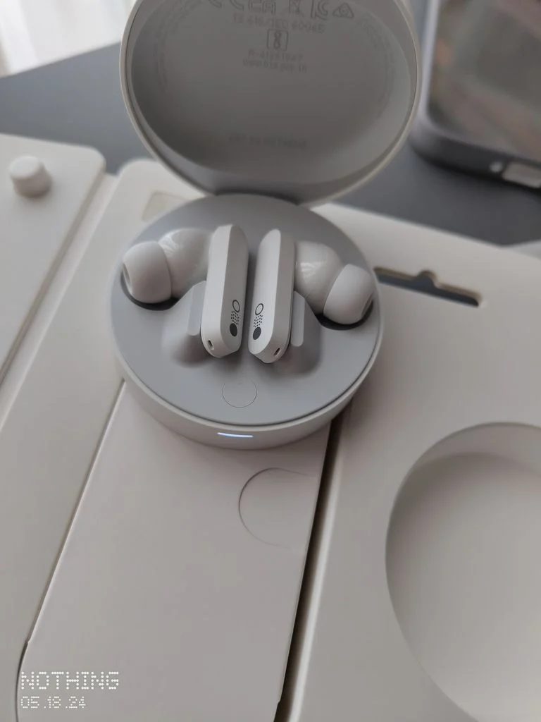 هدفون بی سیم ناتینگ مدل CMF Buds Pro